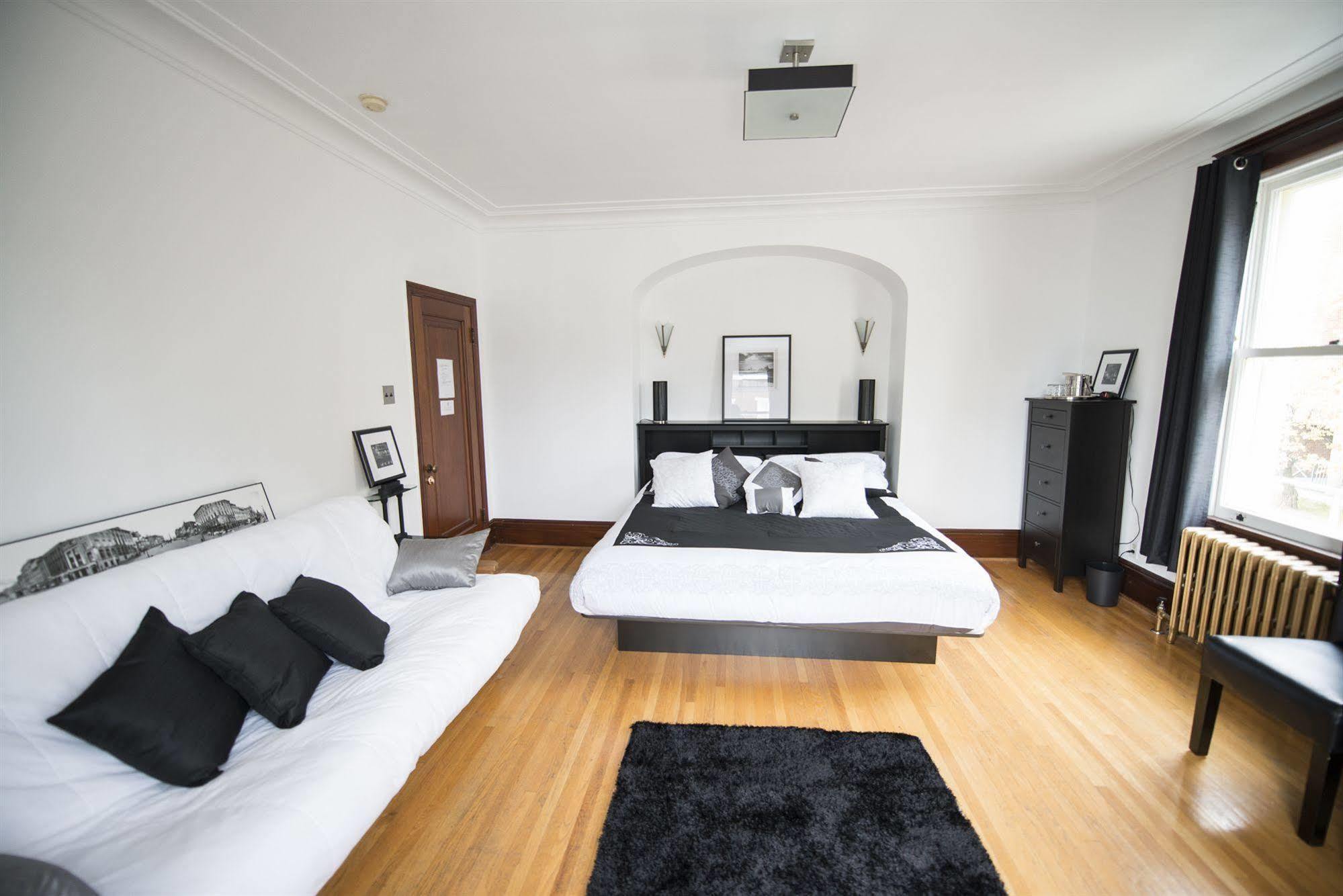 Le Widor 4* Quebec City